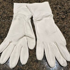 Vintage gloves 